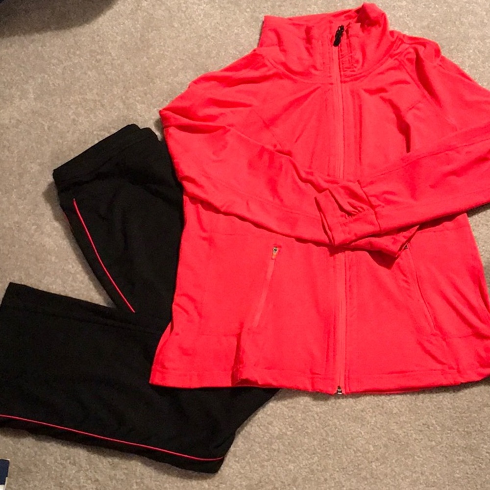 Workout jacket - Picture 2 of 4